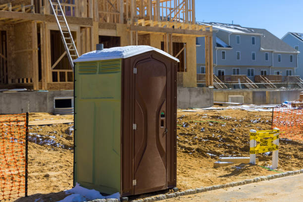 Best Porta potty delivery and setup  in Meridian Hills, IN